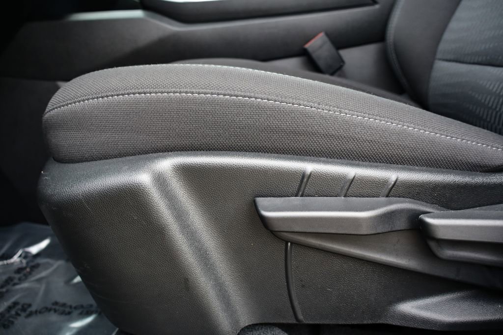 Used 2025 Chevrolet Equinox LT image 10