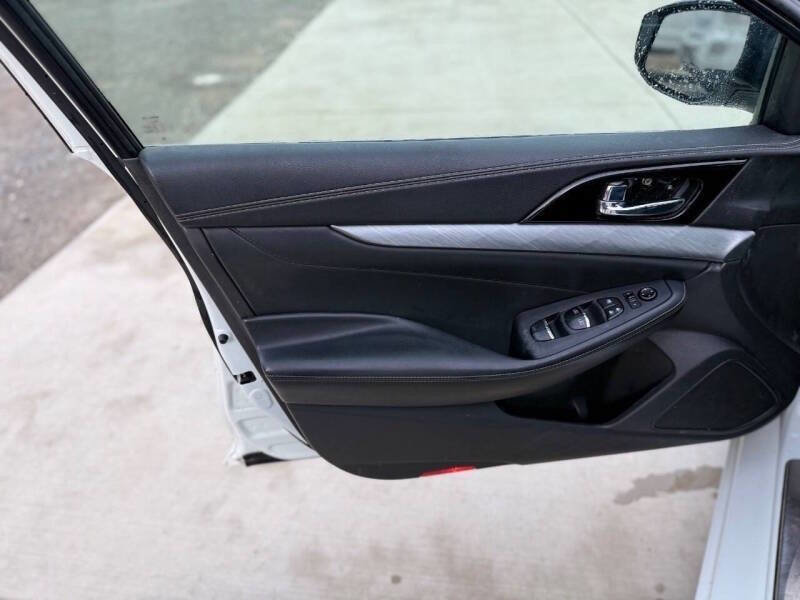 Used 2016 Nissan Maxima 3.5 SV image 12