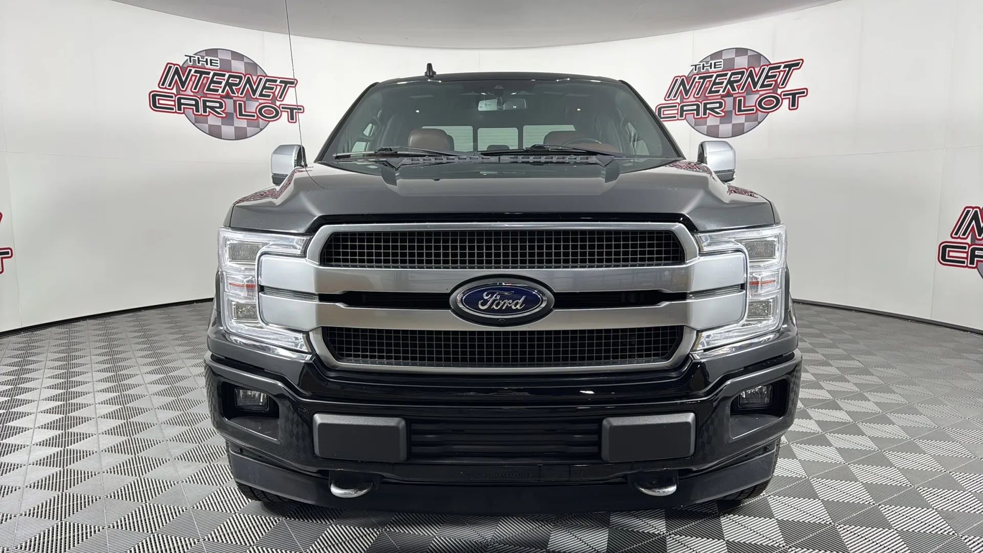 Used 2020 Ford F150 Platinum w/ Equipment Group 701A Luxury AWD/4WD image 2