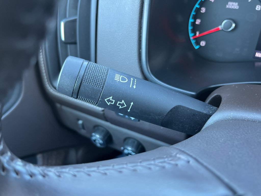 Used 2022 GMC Canyon Denali image 14