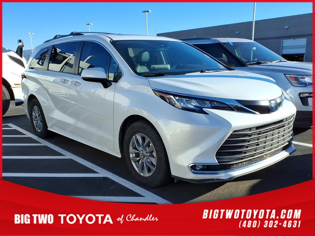 Used 2022 Toyota Sienna XLE w/ XLE Plus Package