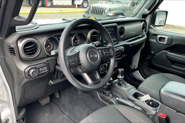 Used 2022 Jeep Wrangler Unlimited Sport image 12