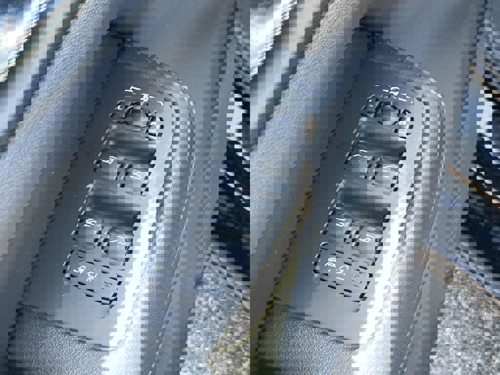 Certified 2023 Volvo S60 T8 Plus w/ Climate Package image 23