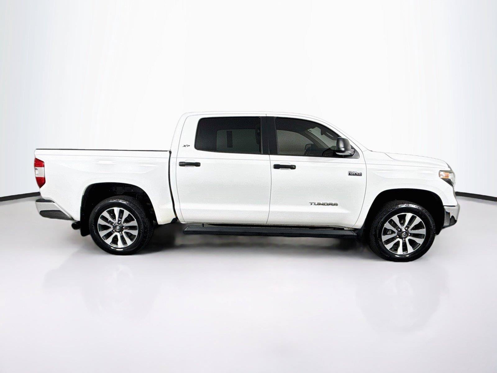 Used 2020 Toyota Tundra SR5 w/ SR5 Leather Package AWD/4WD image 9