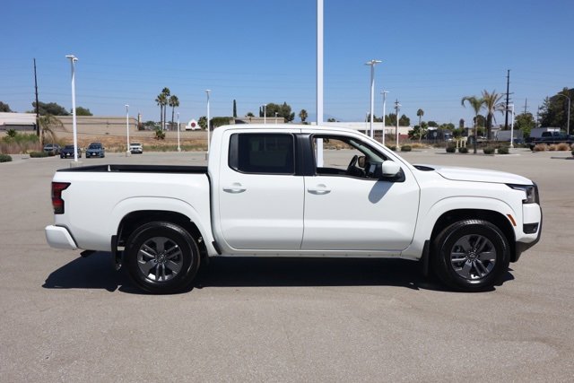 New 2025 Nissan Frontier SV image 3