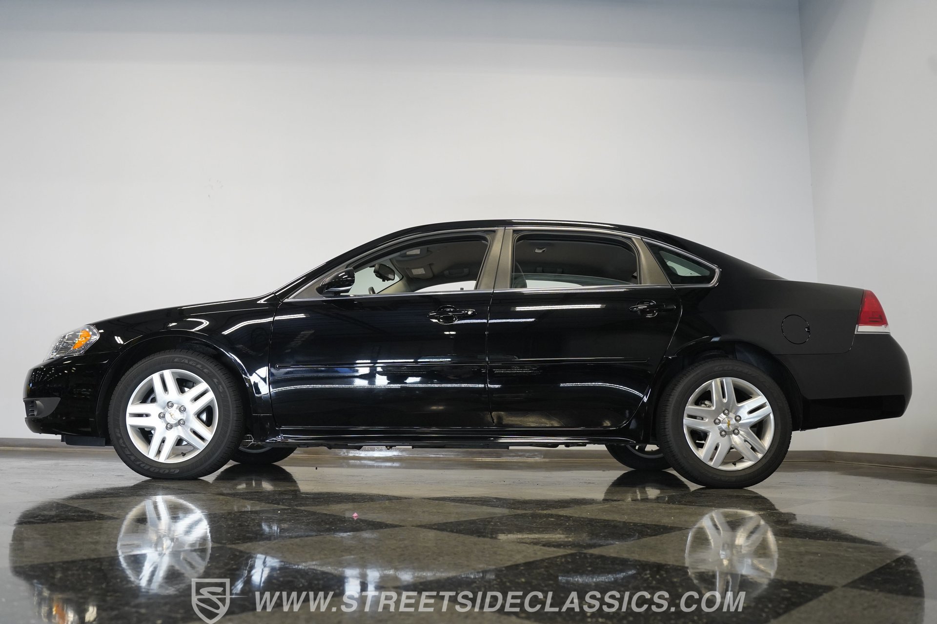 Used 2011 Chevrolet Impala LT image 10