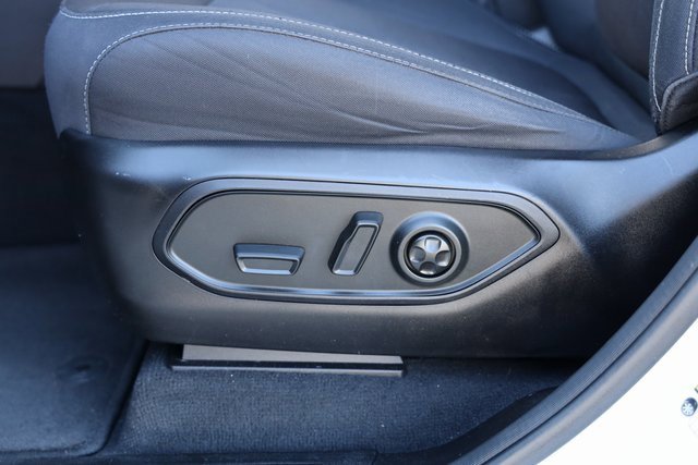 Used 2024 Jeep Grand Cherokee L Laredo w/ Luxury Tech Group I image 23