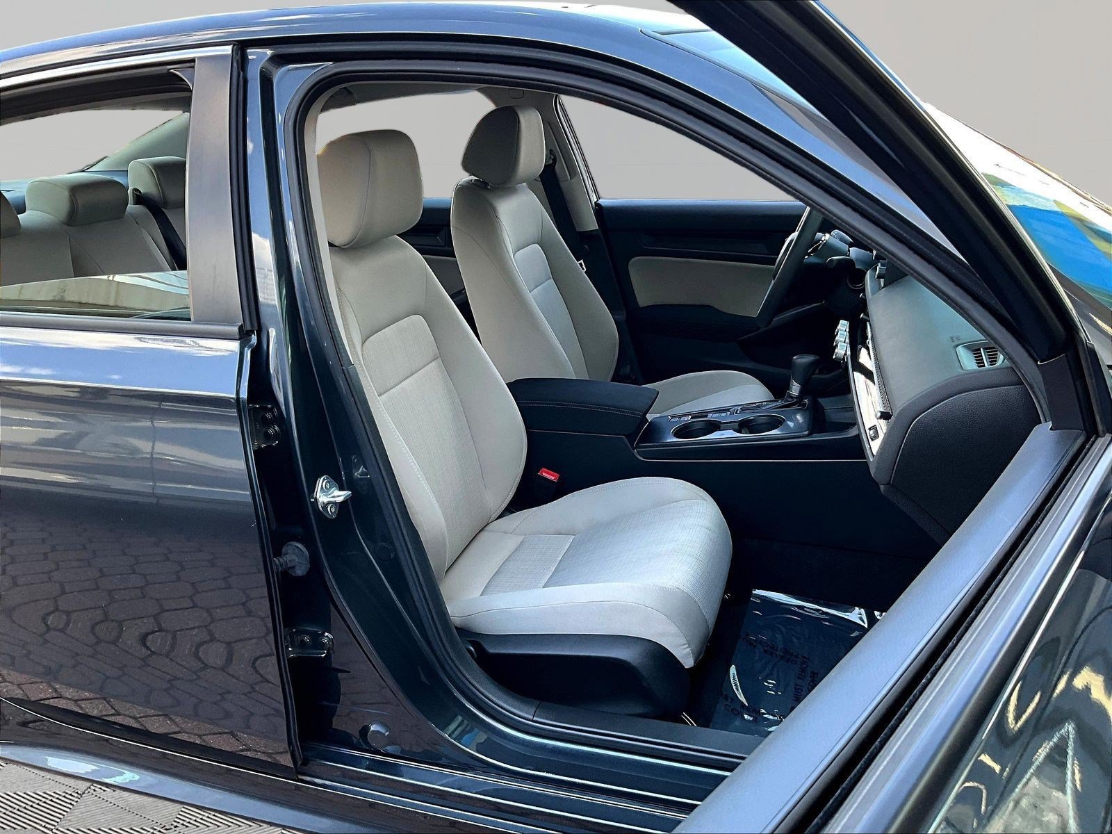 Used 2024 Honda Civic LX image 26