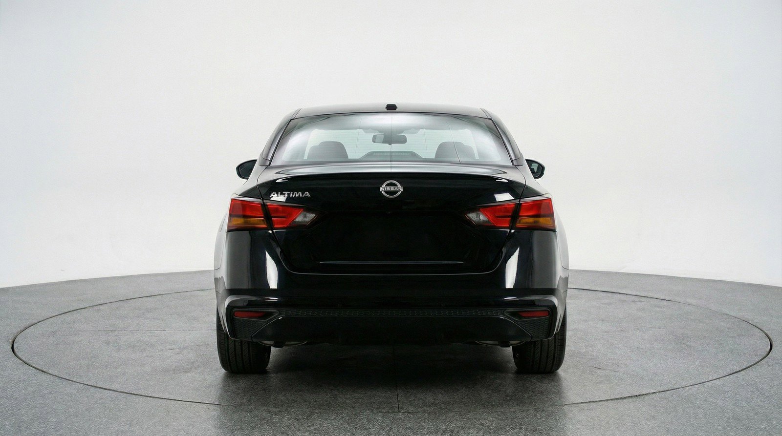 Used 2025 Nissan Altima 2.5 SV image 7
