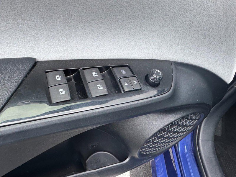 Used 2016 Toyota Prius Three Touring image 14