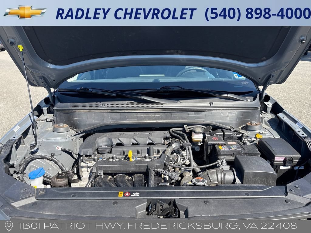 Used 2025 Hyundai Venue SEL FWD image 15
