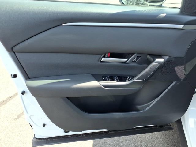 Certified 2025 MAZDA CX-50 AWD 2.5 S w/ Premium Package image 17