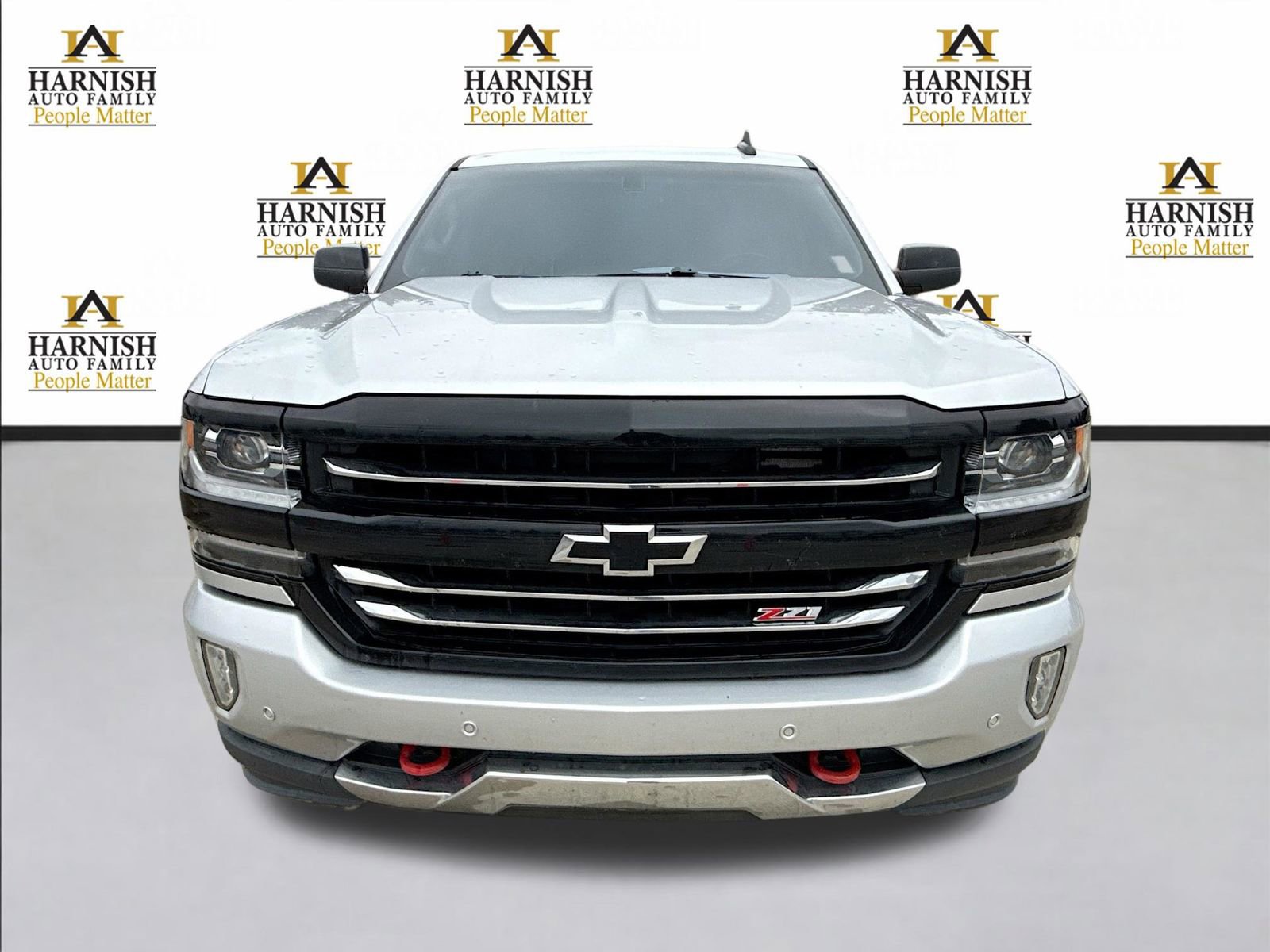 Used 2018 Chevrolet Silverado 1500 LTZ Z71 w/ Redline Edition image 9
