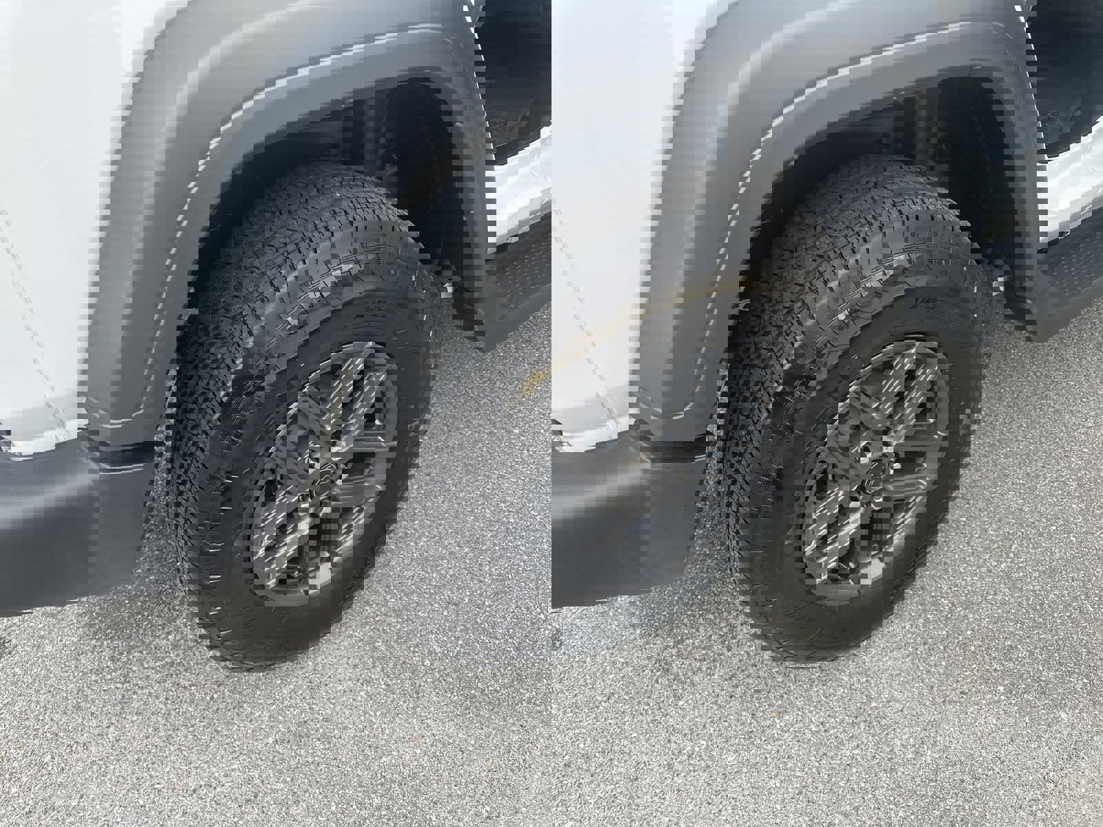 New 2024 Jeep Wrangler Unlimited Sport image 22