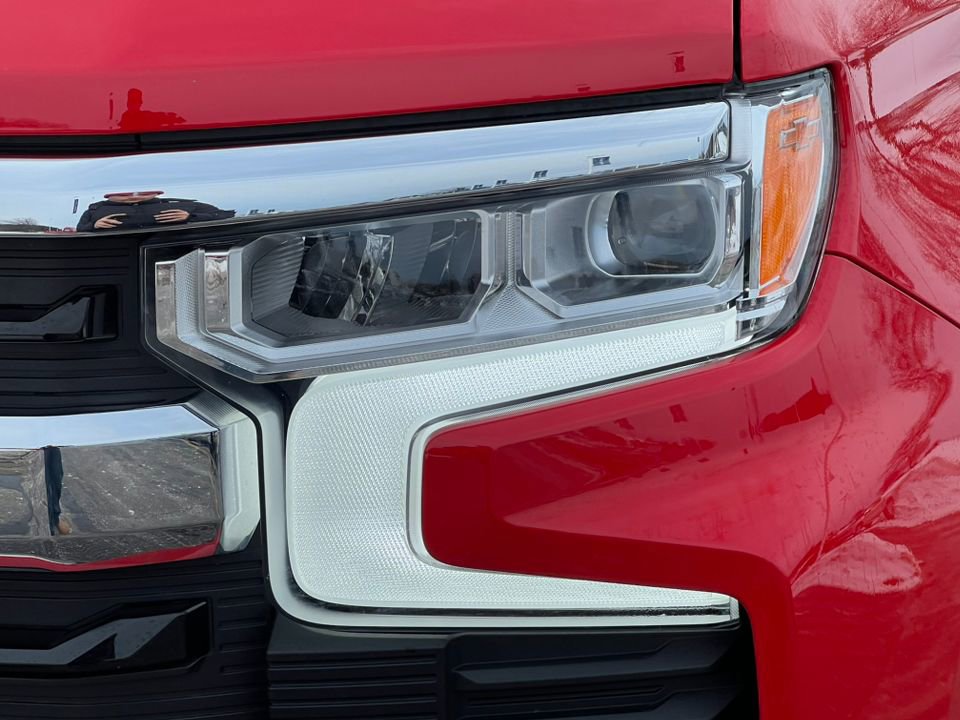 Used 2024 Chevrolet Silverado 1500 LT image 32