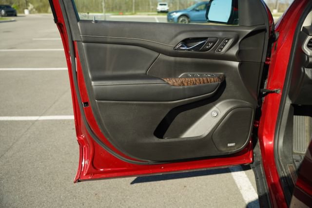 Used 2021 GMC Acadia Denali w/ Denali Ultimate Package image 15