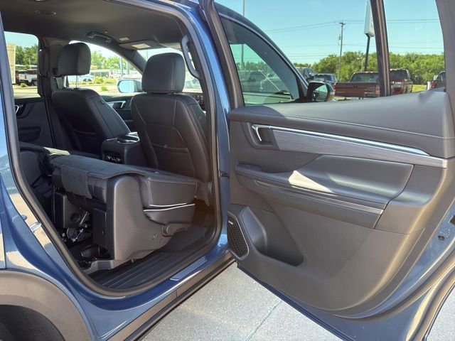 New 2026 Buick Enclave Preferred w/ Power Package AWD/4WD image 43