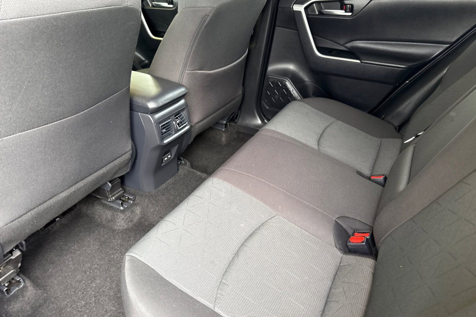 Certified 2025 Toyota RAV4 XLE image 15