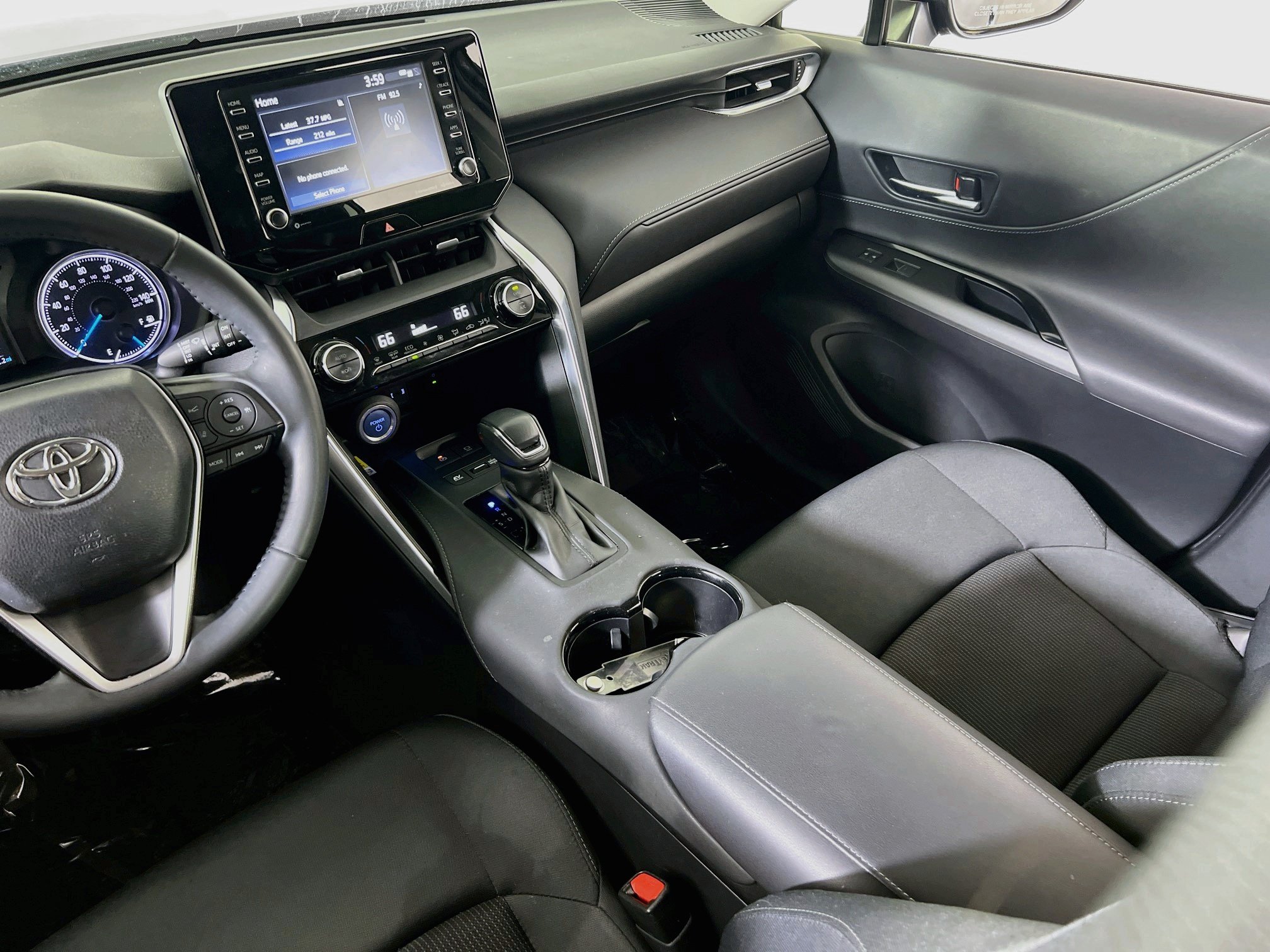 Used 2021 Toyota Venza LE AWD/4WD image 21