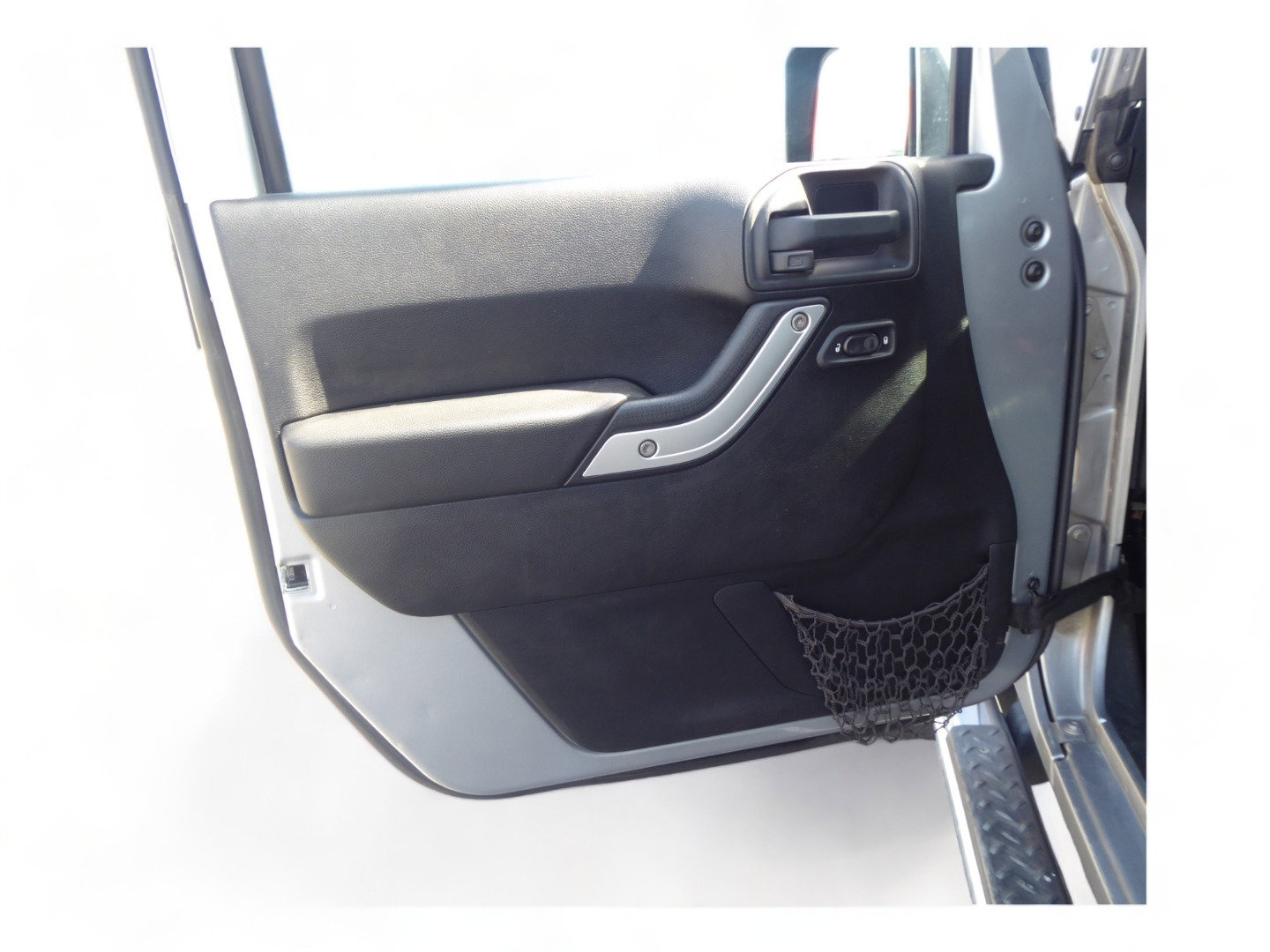 Used 2013 Jeep Wrangler Unlimited Sahara w/ Dual Top Group image 22