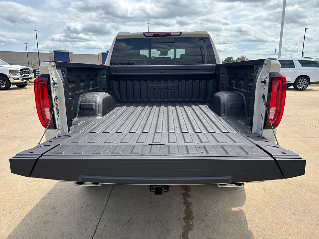 New 2026 GMC Sierra 1500 AT4 w/ AT4 Premium Package AWD/4WD image 11