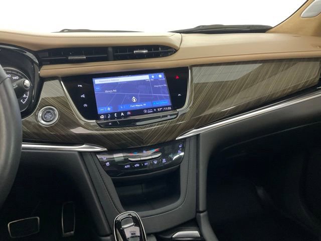 Used 2022 Cadillac XT6 Sport w/ Platinum Package image 14