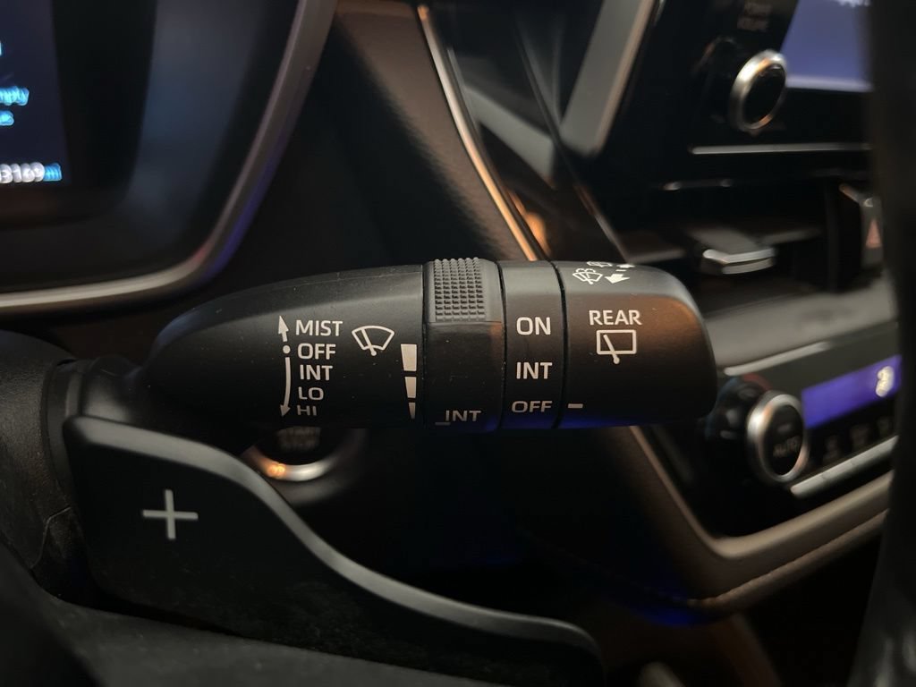 Used 2021 Toyota Corolla SE FWD image 60