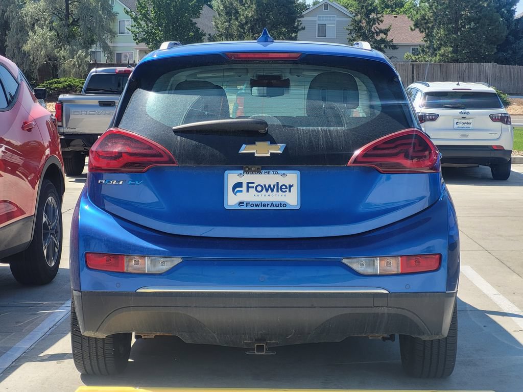 Used 2017 Chevrolet Bolt Premier w/ Driver Confidence II Package FWD image 5