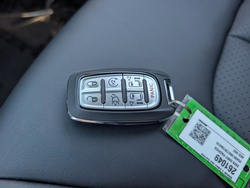 New 2026 Chrysler Pacifica Select image 18