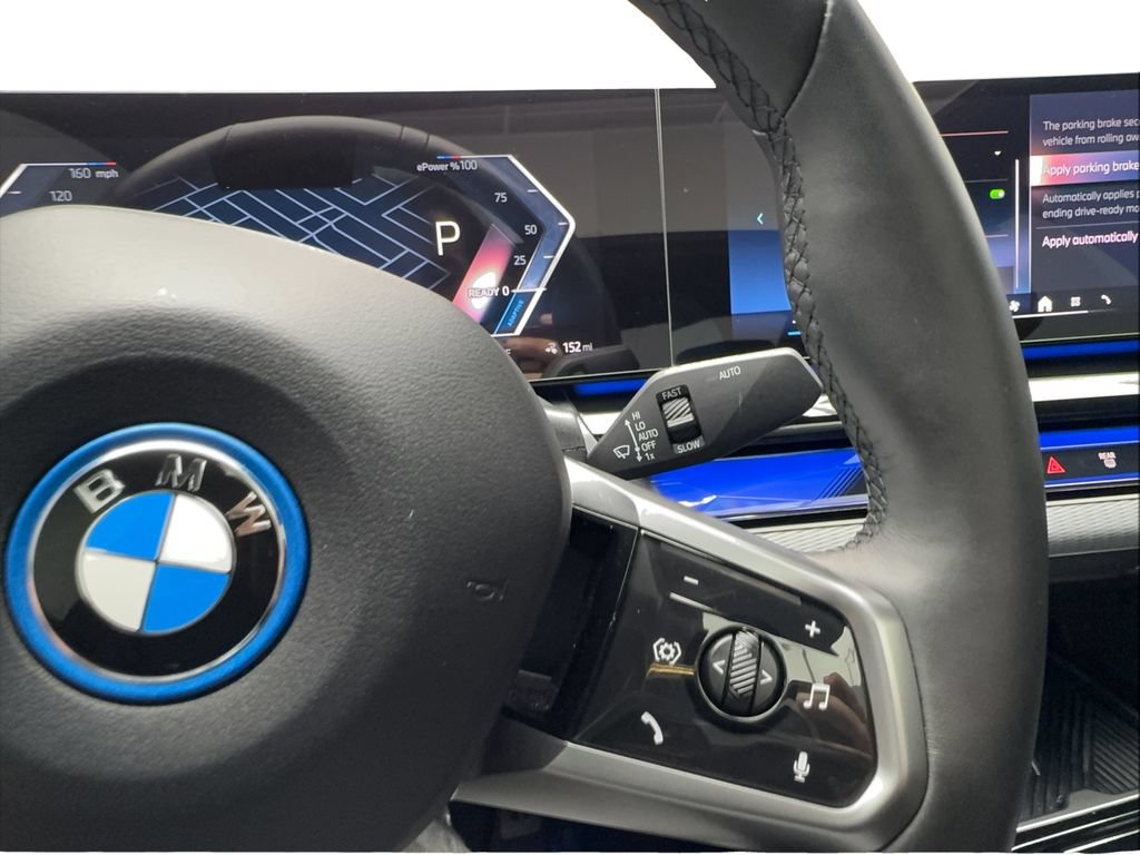 Used 2024 BMW i5 eDrive40i w/ Executive Package RWD image 39