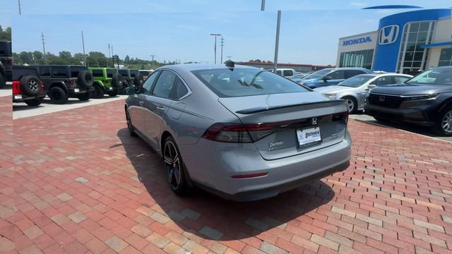 Certified 2025 Honda Accord Sport image 9