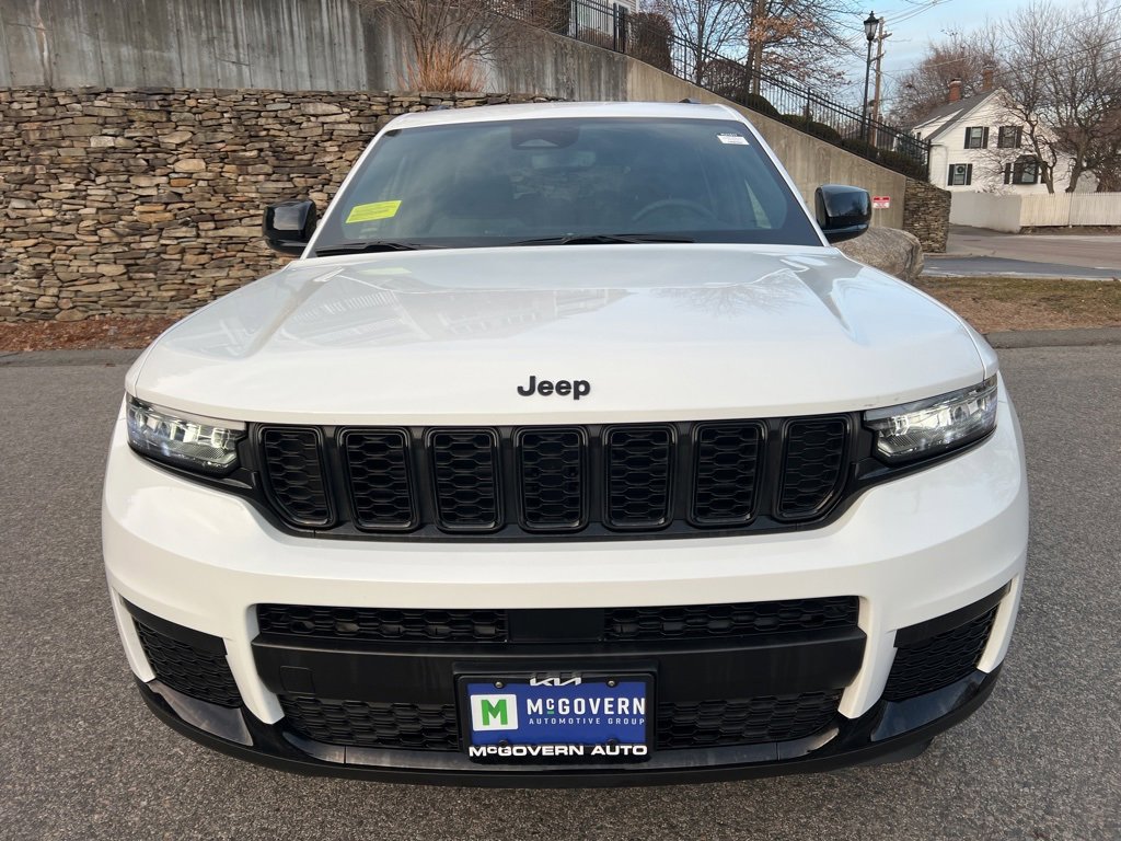 Used 2023 Jeep Grand Cherokee L Laredo image 8