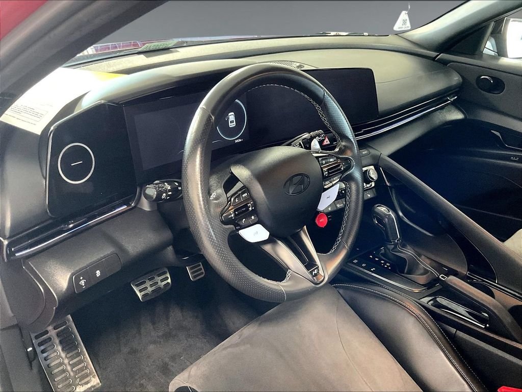 Used 2025 Hyundai Elantra N FWD image 8