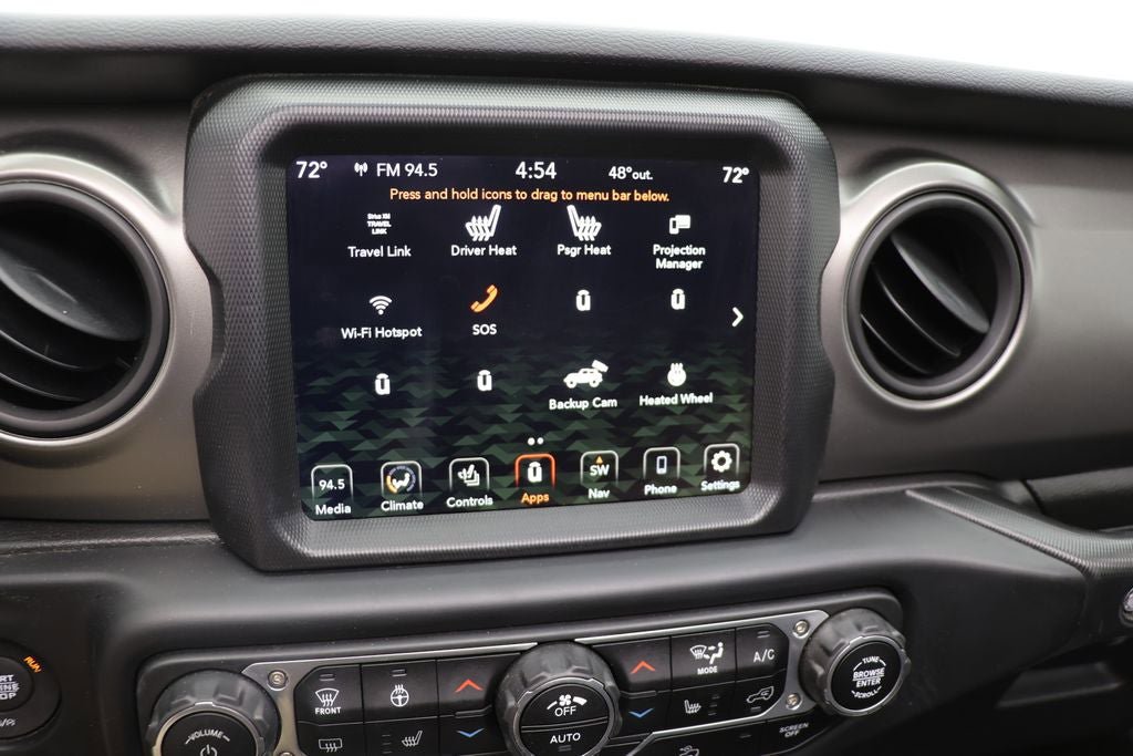 Used 2023 Jeep Wrangler Unlimited w/ Sun & Screen Package image 21