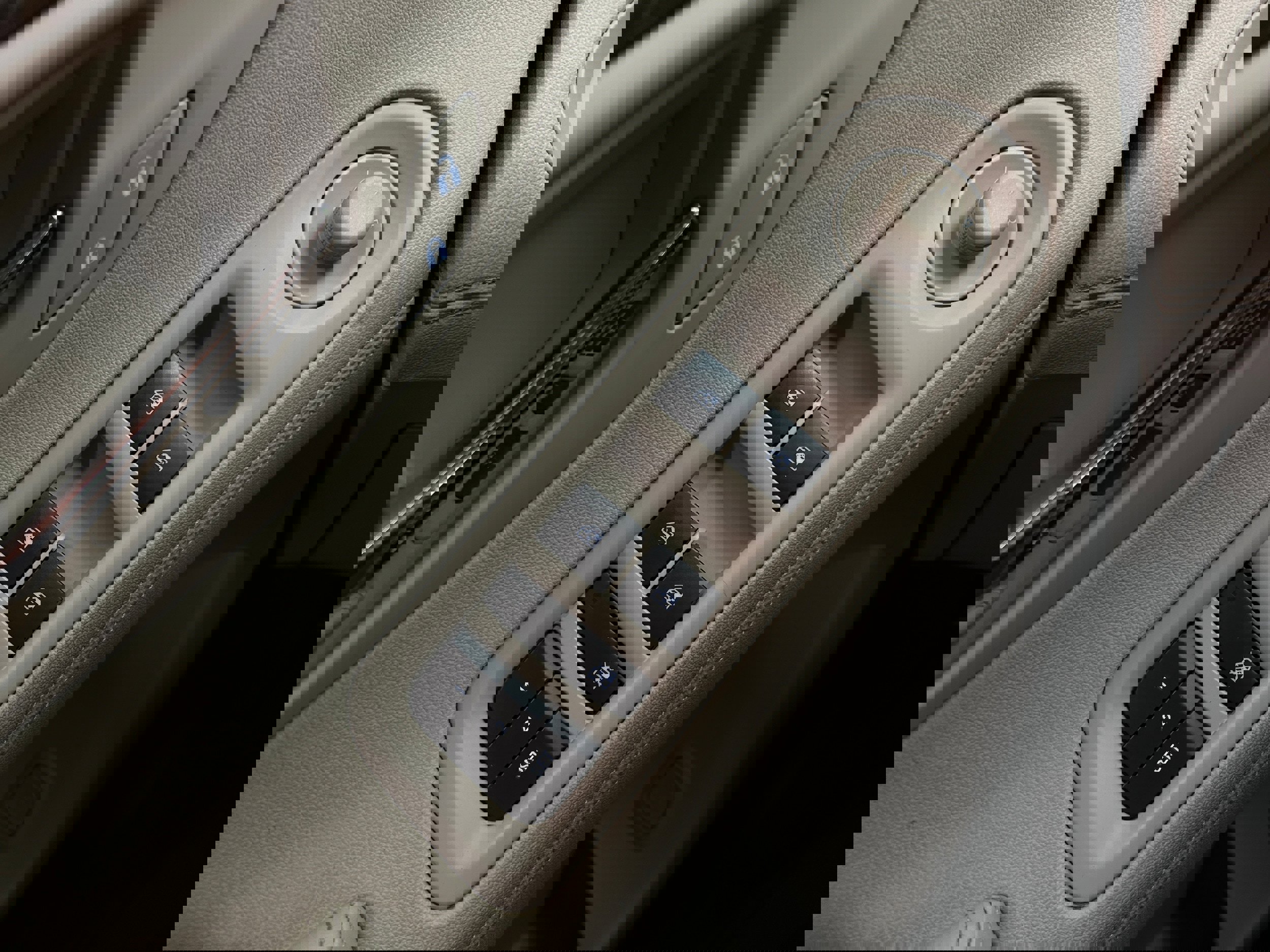 Used 2016 Buick LaCrosse Leather w/ Experience Buick Package image 22