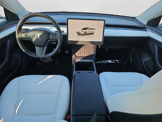 Used 2022 Tesla Model 3 Long Range AWD/4WD image 11