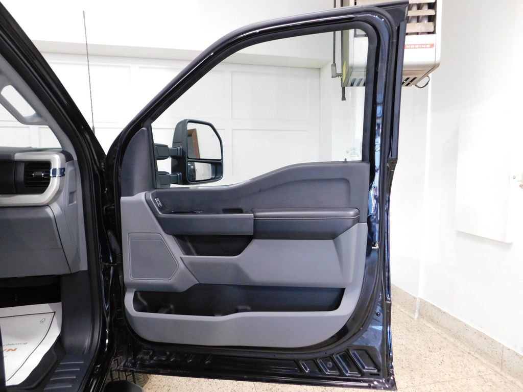 Used 2023 Ford F250 XLT image 90