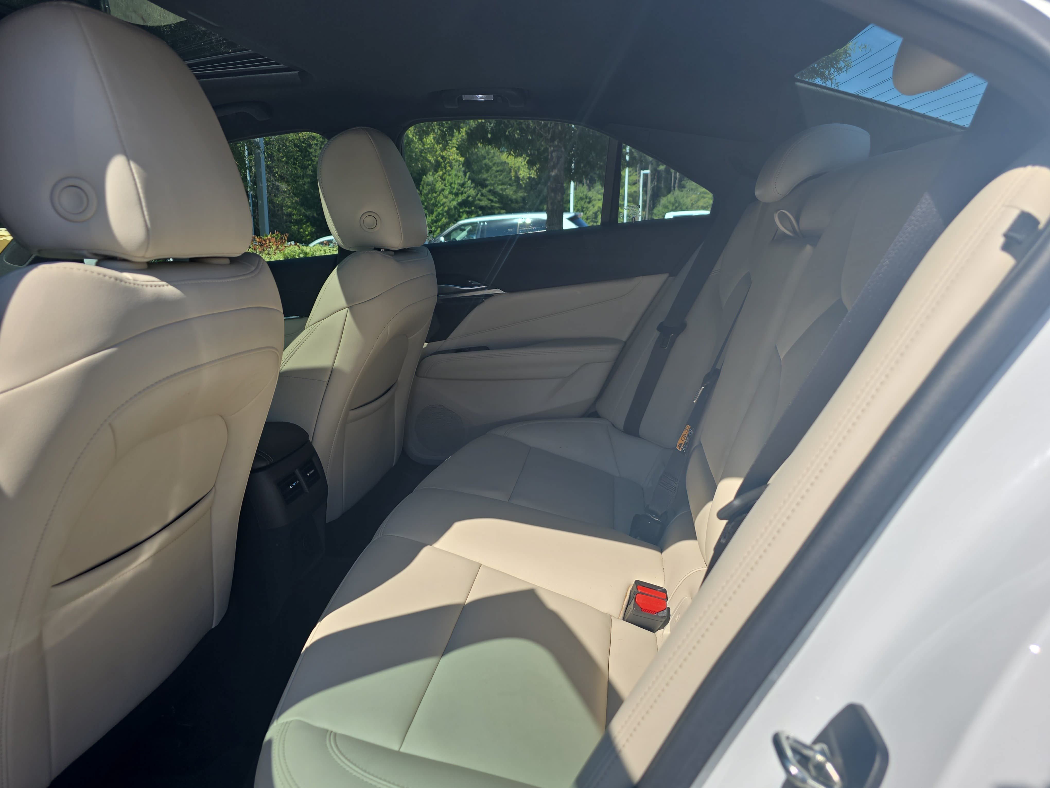 Used 2024 Cadillac CT4 Luxury w/ Sun And Sound Package RWD image 12