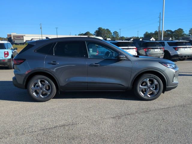 New 2026 Ford Escape ST-Line w/ Cold Weather Package image 3