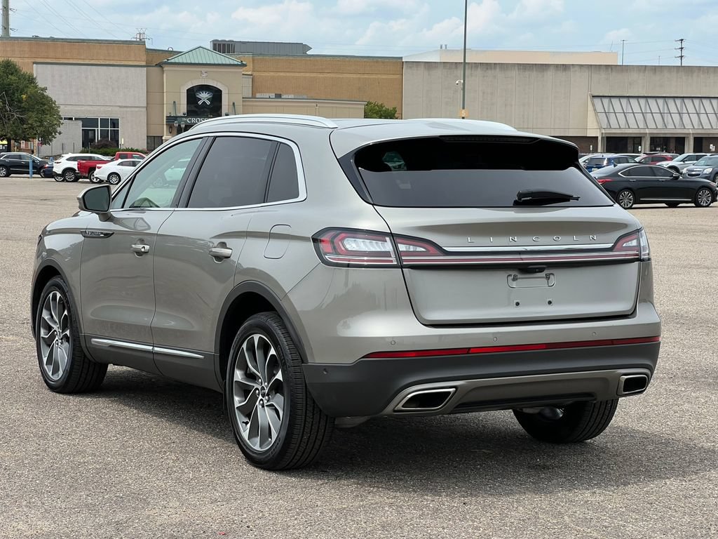 Used 2023 Lincoln Nautilus Reserve w/ Equipment Group 201A AWD/4WD image 9
