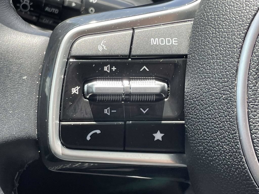 Used 2025 Kia Sorento EX w/ Panoramic Sunroof Package FWD image 31
