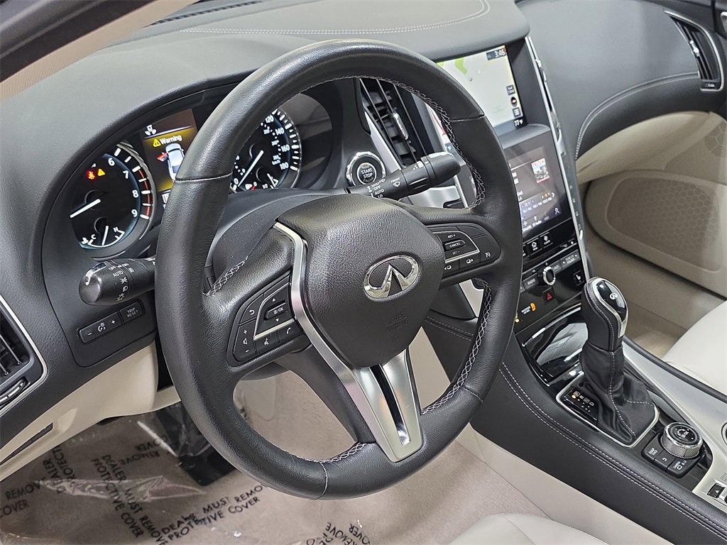 Used 2020 INFINITI Q50 Luxe w/ Essential Package (3.0T Luxe) image 16