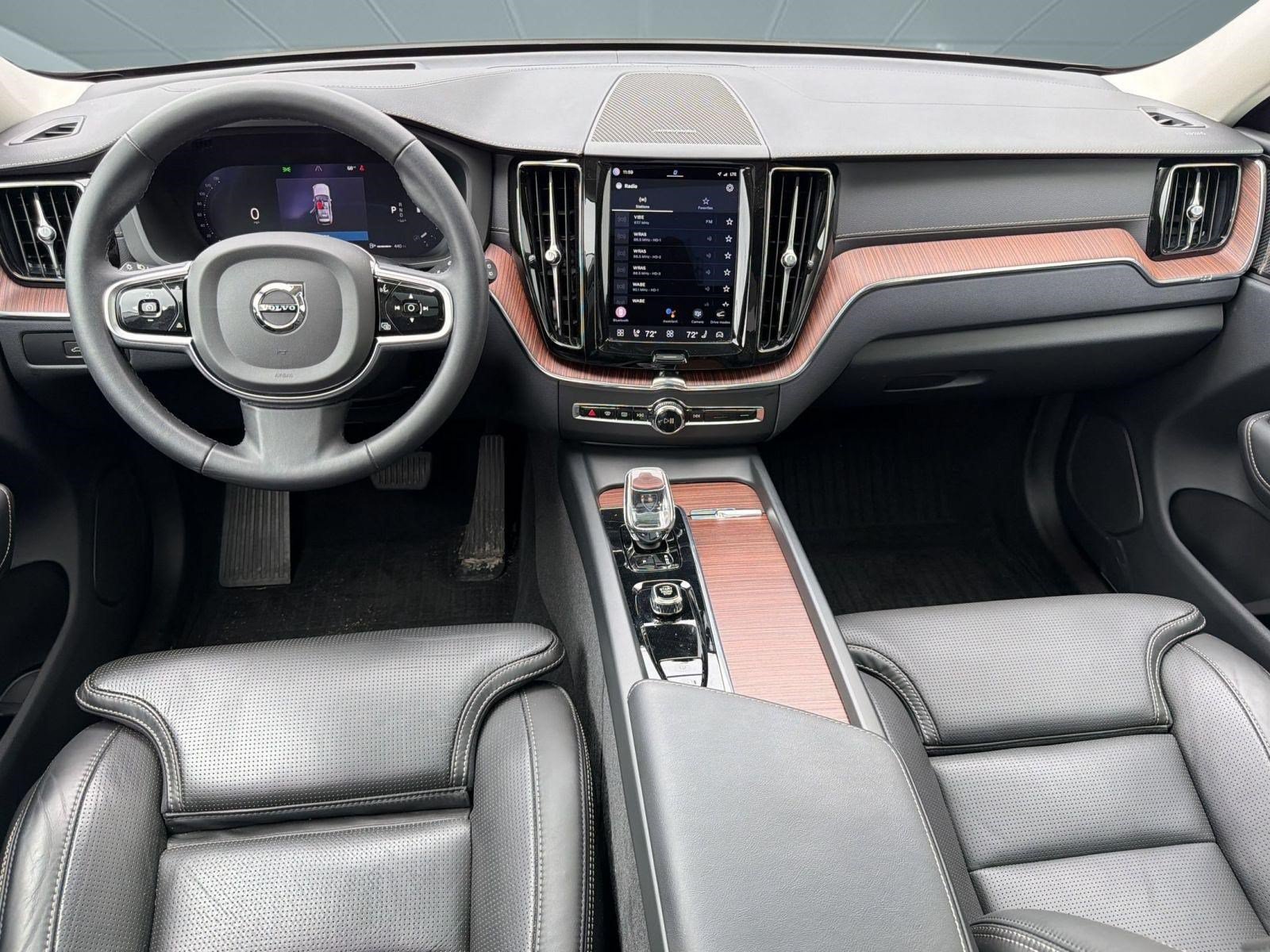 Certified 2023 Volvo XC60 B5 Ultimate w/ Climate Package AWD/4WD image 14
