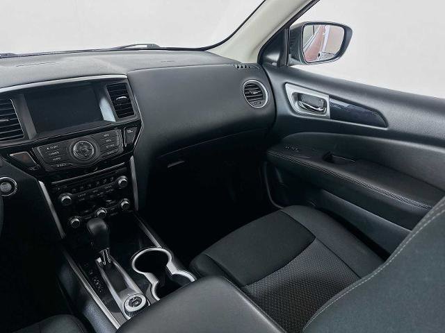 Certified 2020 Nissan Pathfinder SV image 21
