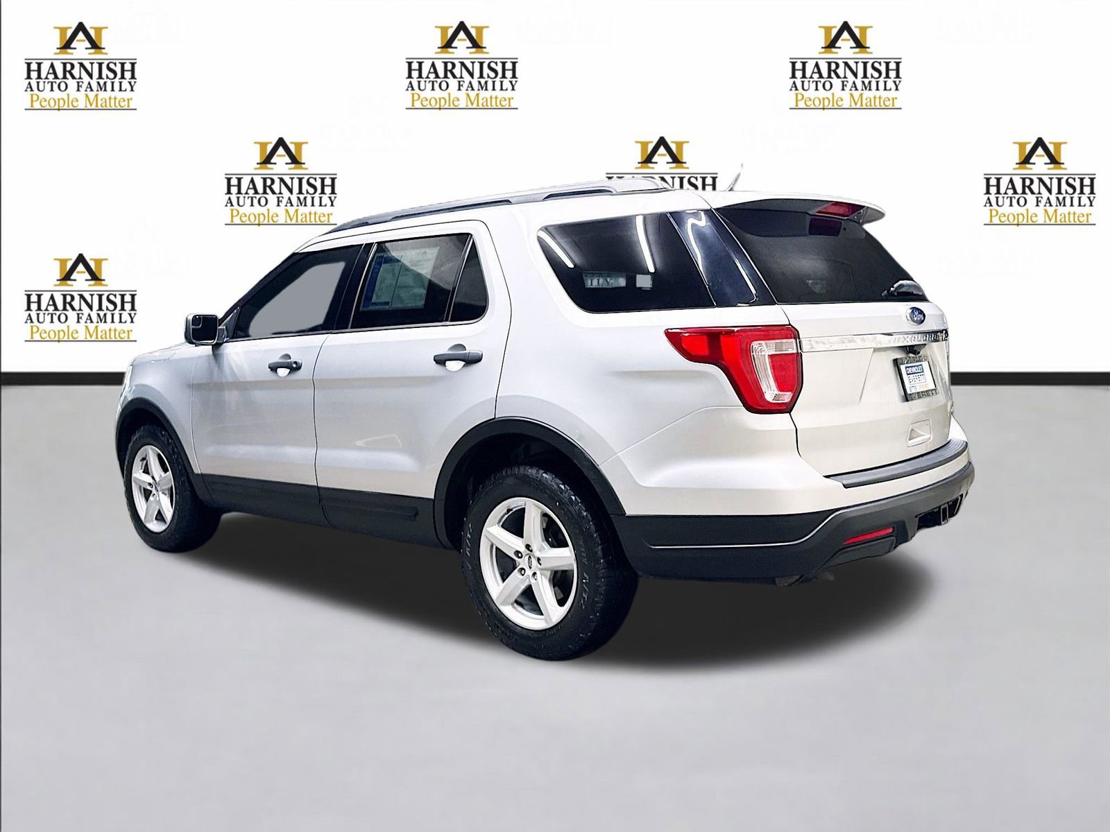 Used 2019 Ford Explorer 4WD w/ Class III Trailer Tow Package image 8