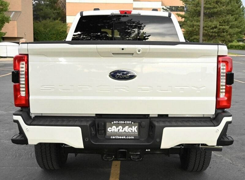 Used 2023 Ford F350 Lariat w/ Lariat Ultimate Package AWD/4WD image 9