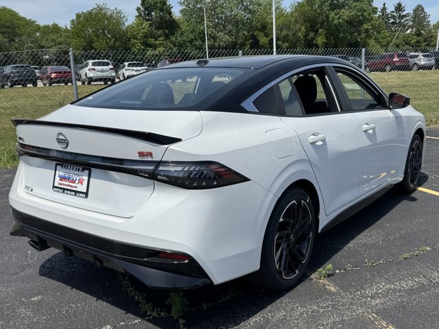 New 2026 Nissan Sentra SR w/ Floor Mat Package FWD image 19
