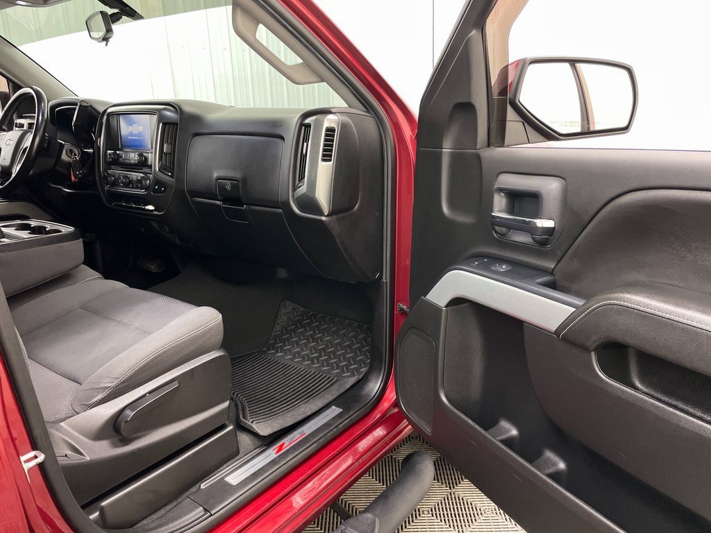Certified 2019 Chevrolet Silverado 1500 LT w/ All Star Edition image 35