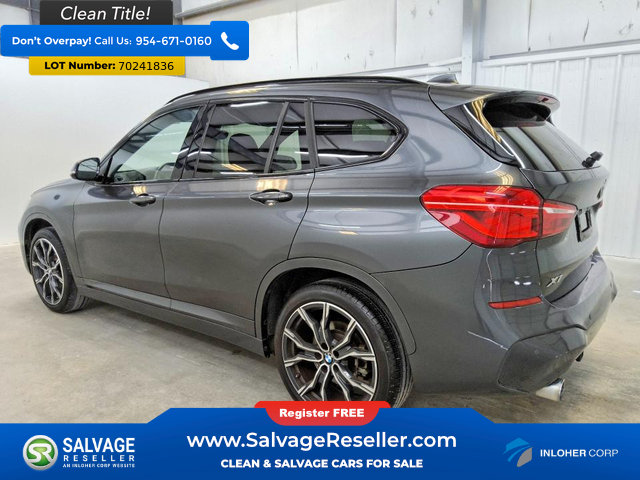Used 2022 BMW X1 sDrive28i w/ M Sport Package FWD image 3