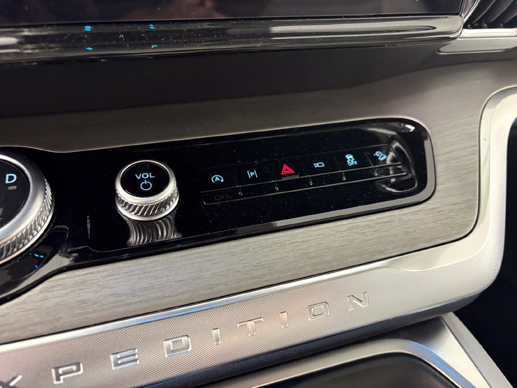 New 2027 Ford Expedition Max Platinum AWD/4WD image 22